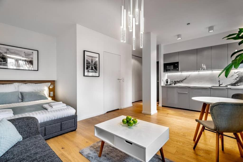 Koszykowa Suite - Apartament W Centrum Warszawy! Варшава Экстерьер фото