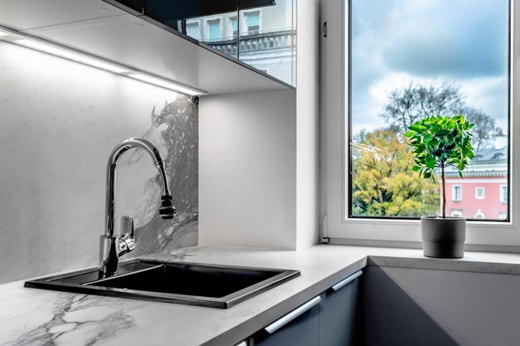 Koszykowa Suite - Apartament W Centrum Warszawy! Варшава Экстерьер фото